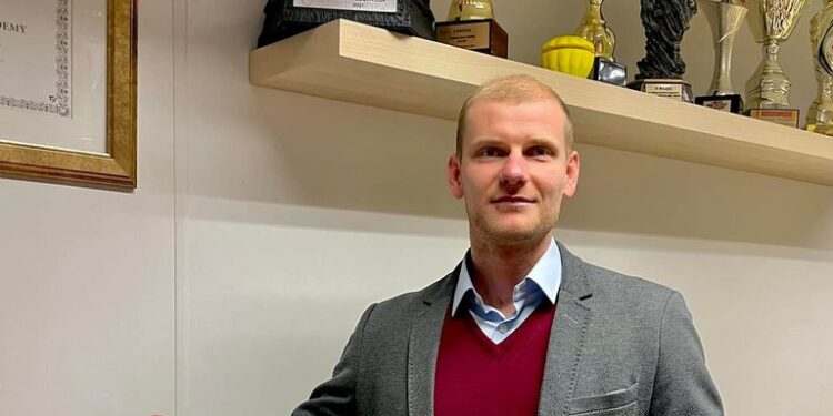 Piotr Bartyzel: „Wcale nie trzeba mieć zespołu w Ekstraklasie, by dobrze szkolić.” [WYWIAD]