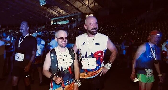 Prezydent Sutryk pokonał półmaraton prowadząc niewidomego Andreja Sergeevicha Tikhonova