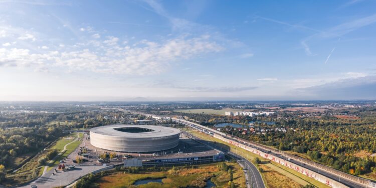 WROCŁAW: Miasto wystawiło na sprzedaż działkę obok Tarczyński Arena!