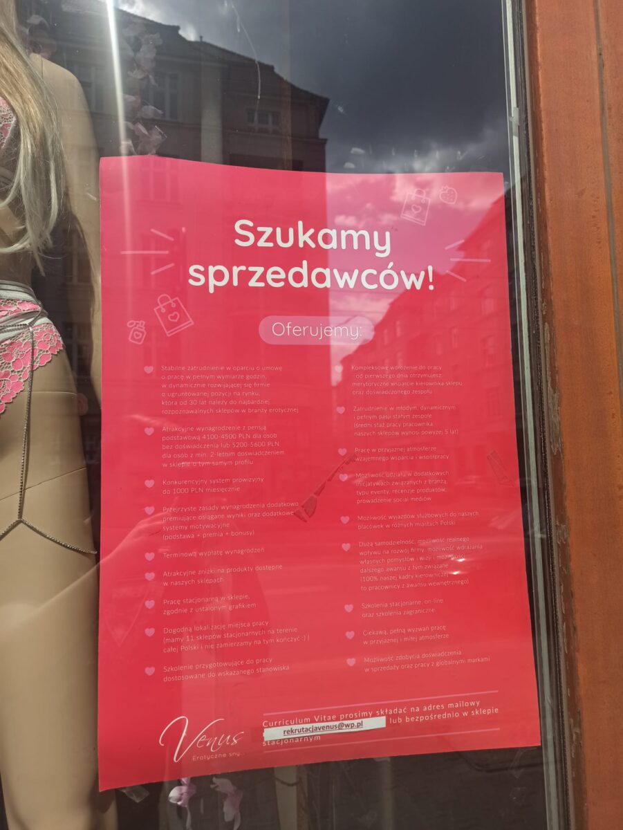 Słynny wrocławski sex shop poszukuje rąk do pracy. Znamy zarobki! -  Wrocławskie Fakty