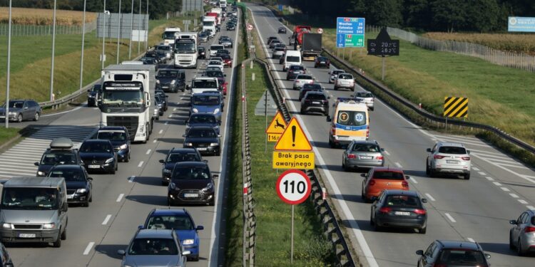 Utrudnienia w ruchu przez Autostradową Obwodnicę Wrocławia. Prace potrwają kilka godzin