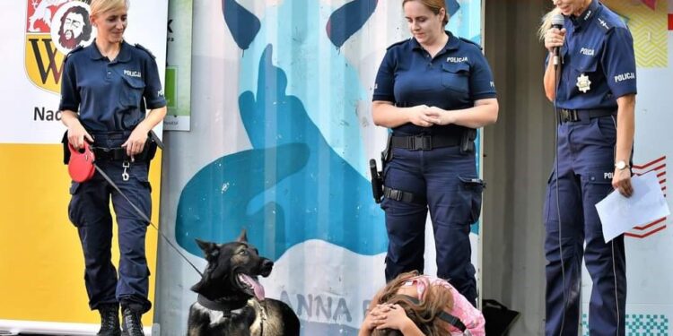 Za nami Nadodrzański Dzień Psa! Policjanci zaprezentowali wyszkolonych czworonożnych przyjaciół funkcjonariuszy